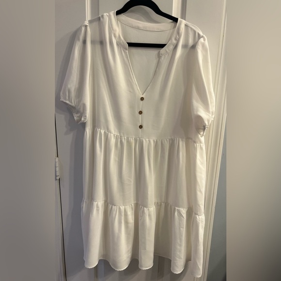 Elegant Flowy White tiered babydoll Button-Down V-neck S/S Dress Size XL - Picture 6 of 6